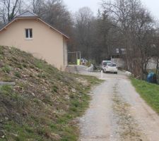 Vue façade Nord avec croupe
Une chambre à l'étage et un garage en dessous