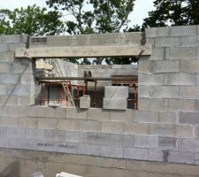 Fen&ecirc;tre salon (all&egrave;ge de 0,90m) au sud