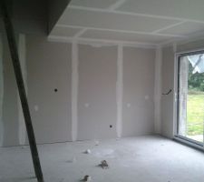 1er couche bande collé reste encore 2 couches a faire