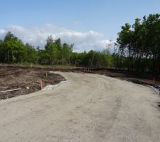 Entr&eacute;e du lotissement le 25/06/2013