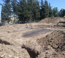 Traçage villa et début de la mise en place du féraillage.