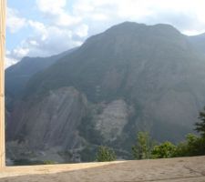 Vue de la fen&ecirc;tre du salon....