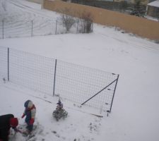 Cloturé, et tout enneigé