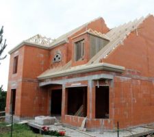 28 06 2013 livraison et début pose charpente