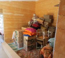 La 2eme chambre transformée en salle de stockage