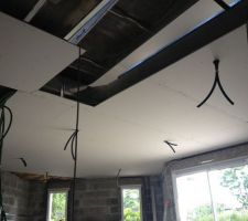Plafond du RDC presque termin&eacute;