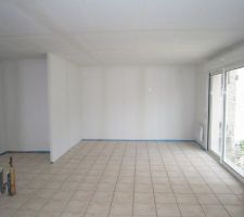 Carrelage Golf beige 31x31, vu du salon depuis la salle &agrave; manger.