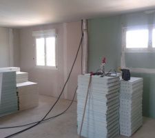 Etage, future salle de bain et chambre 2