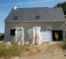 Les menuiseries ext&eacute;rieures ont &eacute;t&eacute; livr&eacute; aujourd'hui 01/07/2013