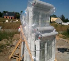 Fen&ecirc;tre de la cuisine, du salon, porte fen&ecirc;tre de la salle &agrave; mang&eacute;