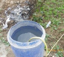 Dalle(7) et n'oublions pas les bouteilles en plastiques...
