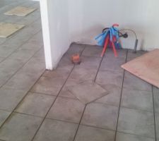 Placard de l'entr&eacute;e