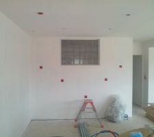 Installation des pav&eacute;s de verre