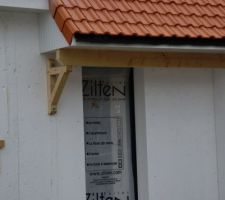 Le petit porche d'entrée