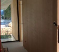 Bardage bois ext&eacute;rieur Red Cedar et int&eacute;rieur en ch&ecirc;ne, effet dedans dehors