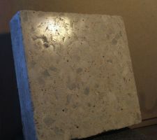 Ciment blanc 52,5 sable fin et gravier marbre
très légèrement vibré, sans adjuvant