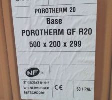 Apport des briques Wienerberger Porotherm GF R20 sur le terrain