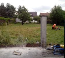 En cours de pr&eacute;paration du terrain.