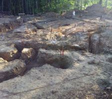 Fouilles, puits ferraillage (vue globale)
