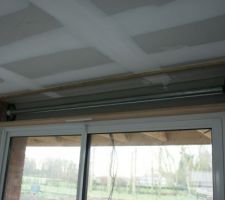 Coffret de VR de la Baie vitr&eacute;e (arri&egrave;re de la maison)