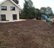 Le jardin, vu de la borne sud ouest!