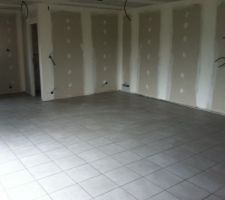 Vue salle &agrave; manger