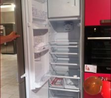 Réfrigérateur avec petit congélateur intégrable 285 litres