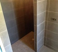 La salle de bain principale