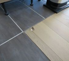 Corni&egrave;re m&eacute;tallique