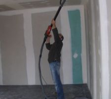 Pr&eacute;paration des surfaces &agrave; peindre (&agrave; notre charge)