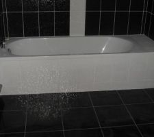 Baignoire salle de bain étage