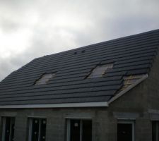 LA TOITURE ENCORE...