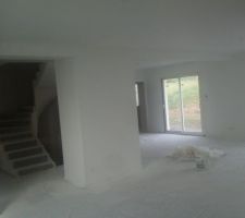 Peinture RC en cours (blanc pour l'instant)