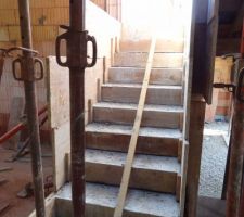 B&eacute;ton de l'escalier