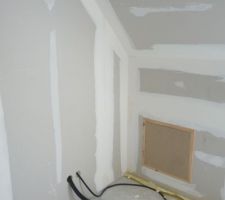 Trappe d'acc&egrave;s chambre