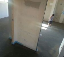 Chape rdc Vue sur futures portées coulissantes (rails scrigno)