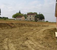 Arrière de la maison décaissé