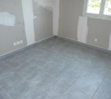 Carrelage chambre et plinthe