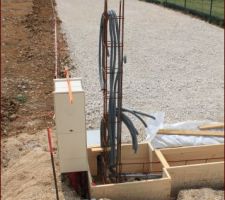 Mise en place du ferraillage et des gaines puis début de coulage du béton