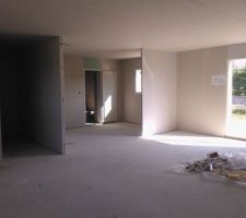 Salon Salle à Manger   vue sur cuisine