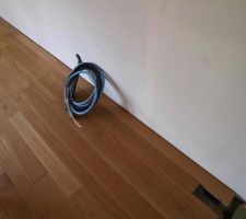 Le mur est droit 7 m&egrave;tres apr&egrave;s, bravo l'&eacute;querrage.