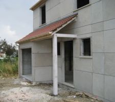 Couverture de l'avanc&eacute;e du garage et cr&eacute;ation du porche