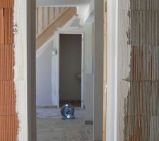 Finition de l'encadrement porte garage