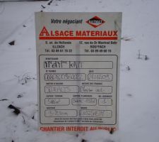 Ca y est voici le panneau de notre permis de construire, il aura quand meme fallu attendre 5mois...