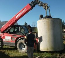 Déplacement de la cuve de récupération des eaux de pluie