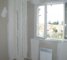 Chambre de Jade avec la surprise du chef, le coffrage de la gaine VMC