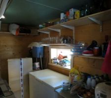 Quelques &eacute;tag&egrave;res de plus pour Floflo