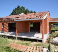 Terrasse couverte et pergola