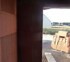 Les trous sont maintenant rebouch&eacute;