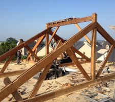 Voil&agrave; ce qui reste de la charpente